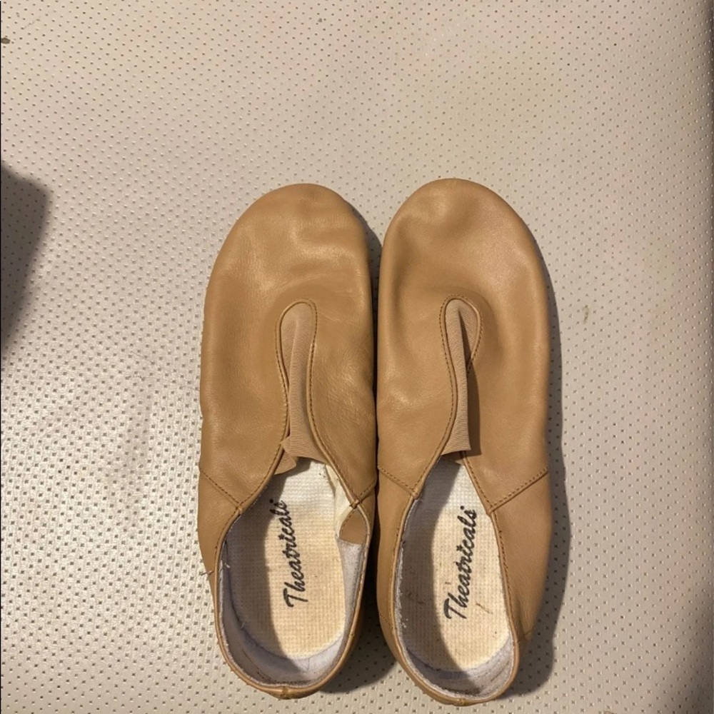 Nude leather jazz shoes